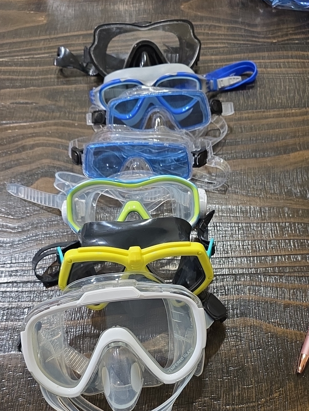 Mixed Color 7 Swim/Scuba Masks Set - Clear, White, Yellow, Blue, Black
